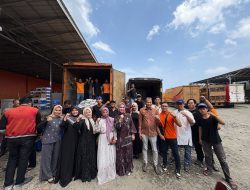 Indah Group Salurkan 300 Ton Beras untuk Warga Sumbar dalam Program Ramadan Indah Berbagi 1447 H