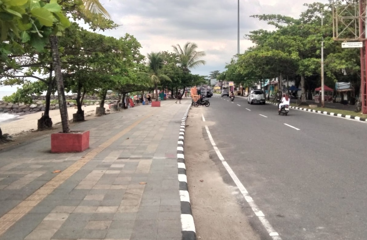 Kawasan Pantai Padang yang rawan aksi pemalakan terhadap wisatawan