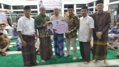 Wakil Ketua DPRD Kota Padang Mastilizal Aye laksanakan agenda Safari Ramadan 1447 H/2026 M di Masjid At Taubah Tabing Banda Gadang Kecamatan Nanggalo, Senin (2/3/2026).