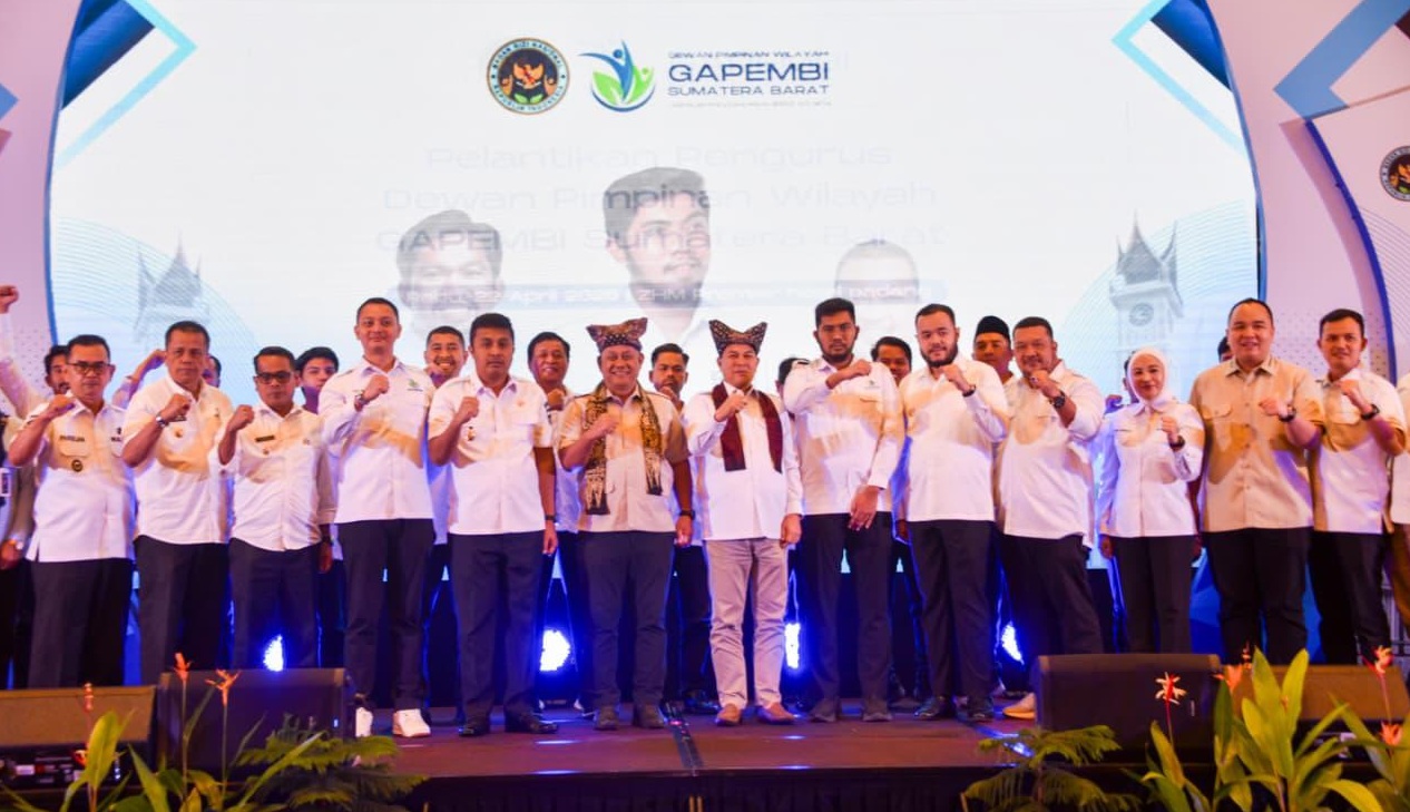 Pengurus DPW Gabungan Pengusaha Makan Bergizi Indonesia Sumatera Barat periode 2025–2030 usai dilantik, Rabu (22/04/2026).