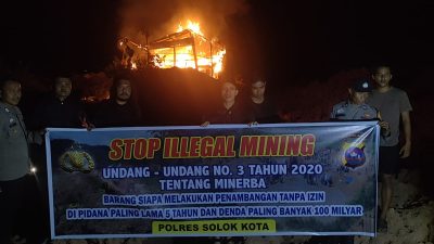 Tim Gabungan Polres Solok Kota saat penertiban lokasi PETI