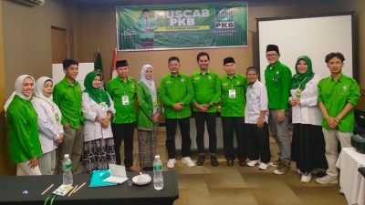 Pimpinan Sidang Pleno bersama peserta Muscab DPC PKB Kota Padangpanjang.