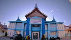 Gedung Perumda Air Minum Tirta Serambi Padangpanjang.