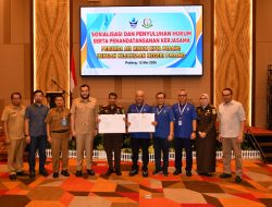 Taat Hukum, Perumda AM Padang MoU dengan Kejari Padang