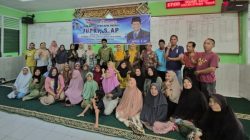 Wakil Ketua DPRD Kota Padang Jupri turun langsung menemui masyarakat dalam kegiatan Reses Masa Sidang III Tahun 2026 di Musala Nurul Yaqin RW II, Kelurahan Tanjung Saba Pitameh Nan XX, Kecamatan Lubuk Begalung, Senin (04/05/2026).