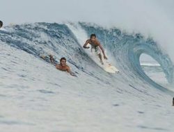 Harry Algamar: Gerakan Selancar yang Kreatif dan Inovatif Kontes Surfing Mentawai