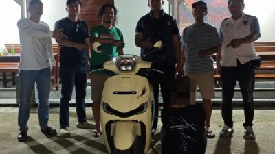 Tim Opsnal Satreskrim Polres Pasaman Barat saat menangkap pelaku dan barang bukti motor curian, Selasa (26/05/2026).