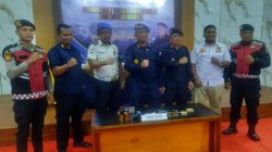 Kepala Kanwil Ditjenpas Sumbar Kunrat Kasmiri bersama Kabid Patnal Irfan usai melaksanakan razia di Rutan Kelas IIB Padangpanjang, Minggu (24/05/2026).