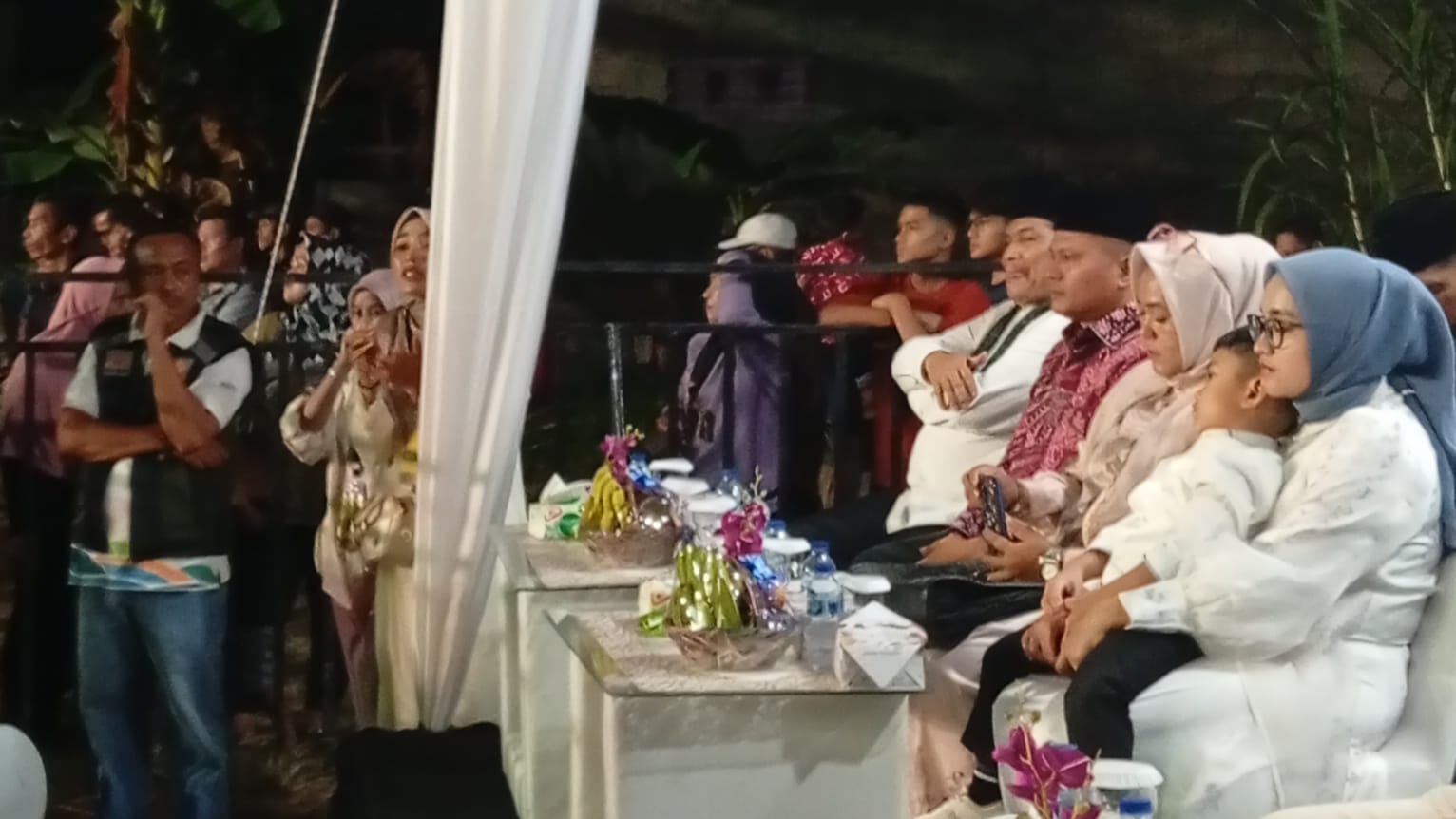 Kegiatan Gema Hijrah Minangkabau yang menghadirkan penyanyi religi nasional, Hadad Alwi di Kecamatan Pauh, Sabtu (13/06/2026).