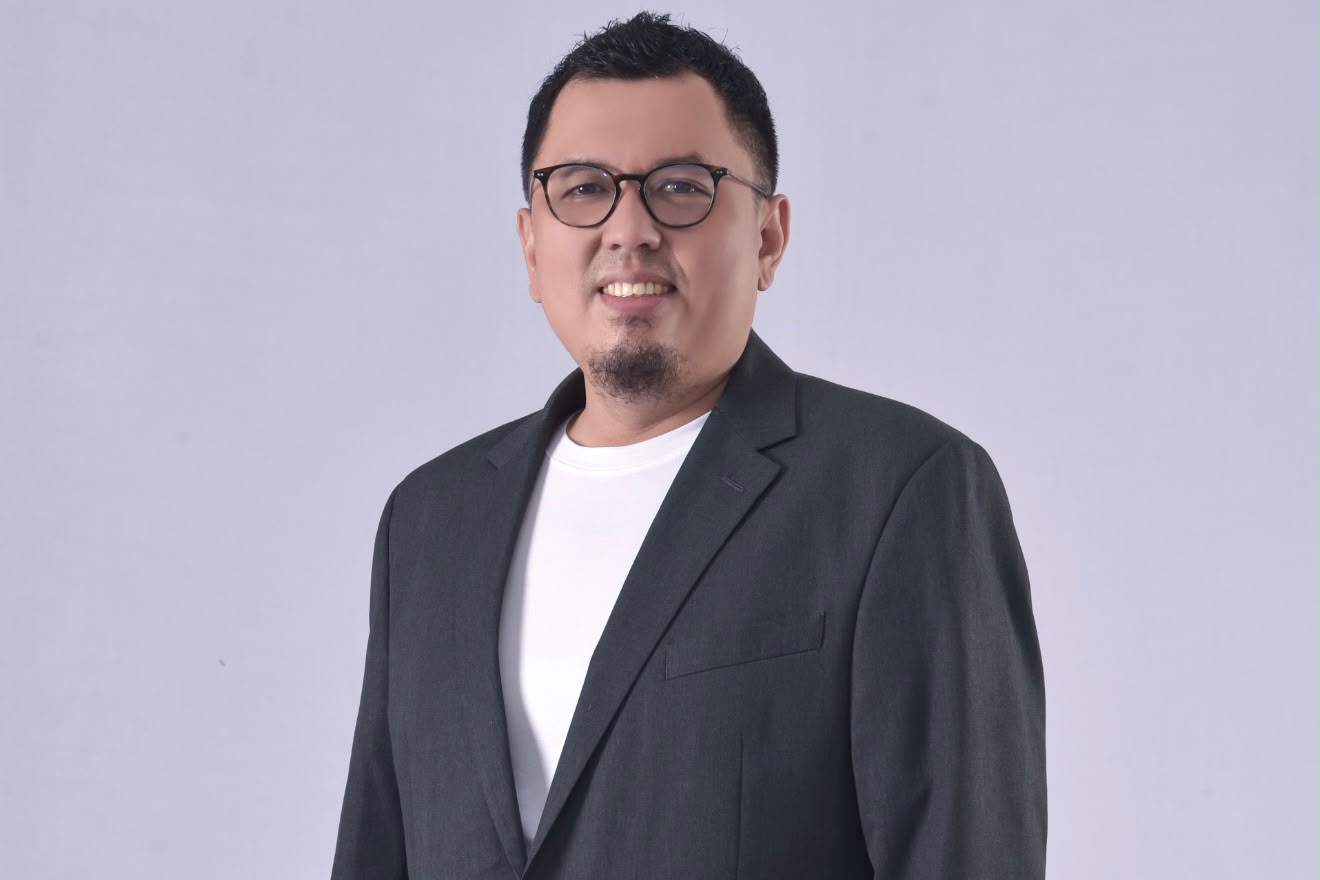 COO sekaligus Manajer Tim Semen Padang FC, Braditi Moulevey.