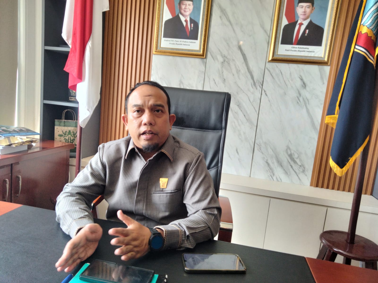 Ketua DPRD Kota Padang Muharlion.