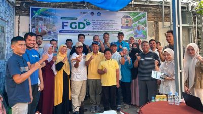 Sosialisasi Teknologi Sensor Berbasis Internet of Things (IoT) kepada praktisi hidroponik, penyuluh pertanian serta perwakilan Dinas Pertanian dan Ketahanan Pangan Kota Padang di Alfi Hidroponik, Jum’at (20/06/2026).