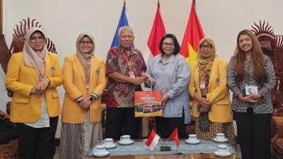 Tim Riset Low-Middle Income Country (LMIC), UNP melaksanakan penelitian di Vietnam untuk mengungkap strategi komunitas Muslim Cham dalam mengembangkan ekowisata halal.