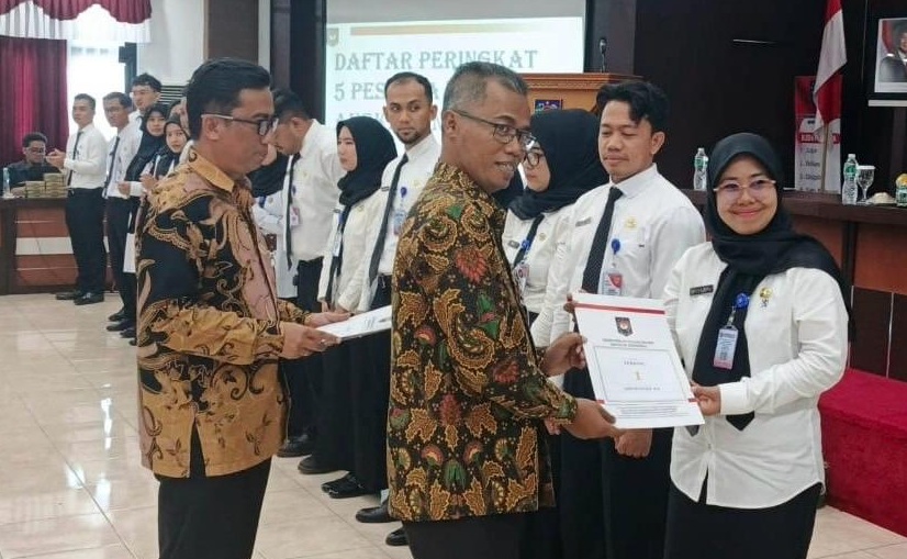 CPNS ISI Padangpanjang Dr. Suci Fajrina menjadi peserta terbaik Latsar CPNS golongan III angkatan XXII hingga XXIV Tahun 2026.  