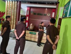 Kejari Dharmasraya Geledah Dinas DLH, Terkait Dugaan SPJ Fiktif BBM