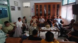 Pertemuan PWI Sumbar dengan Plt Ketua PWI Paliko Aspon Dedi terkait dugaan pencemaraan nama baik Ketua PWI Payakumbuh-Limapuluh Kota, Senin (13/07/2026).