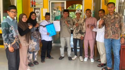P2WN Pulakek Koto Baru saat menerima Pendaftaran Bakal calon Wali Nagari Pulakek Koto Baru.