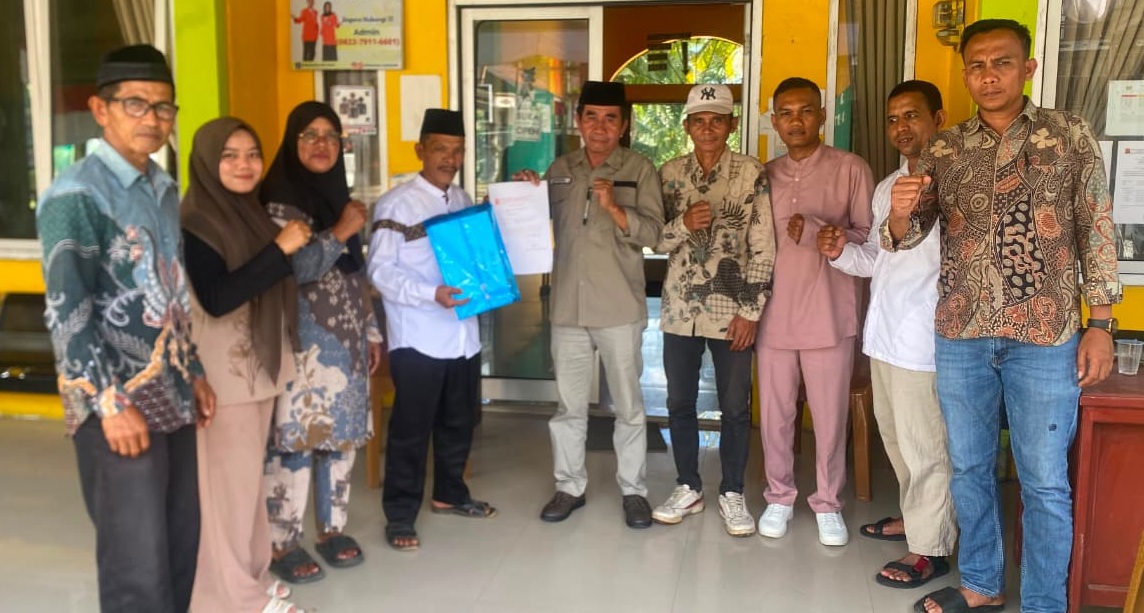 P2WN Pulakek Koto Baru saat menerima Pendaftaran Bakal calon Wali Nagari Pulakek Koto Baru.