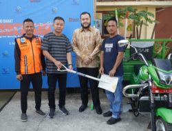 Dukung Program Padang Sibersih, Iswanto Kwara Salurkan Lima Bentor Pengangkut Sampah
