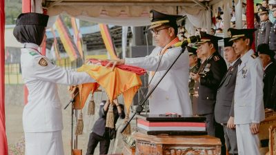 Sukses Kibarkan Bendera Merah Putih, Paskibraka Bentuk Formasi 81