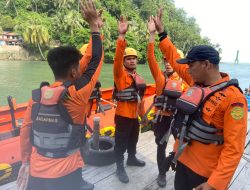 Kapal TB Simponi Terbakar di Perairan Padang, Satu Orang Meninggal