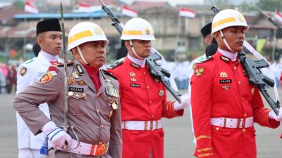 IPDA Mubdiul Rozaq saat menjadi pemimpin Paskibraka dalamUpacara HUT Kemerdekaan Republik Indonesia di Kota Padangpanjang, Senin (17/08/2026).