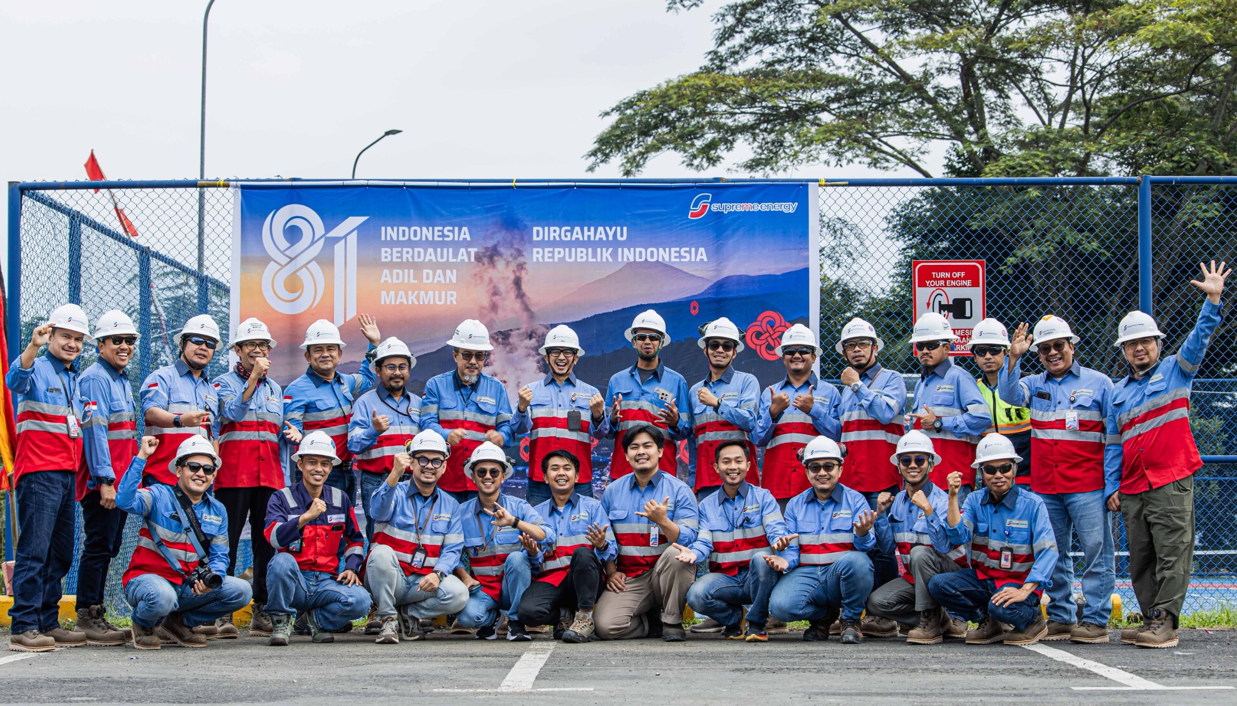 Karyawan PT. Supreme Energy Muaro Labuh dalam kegiatan peringatan HUT ke 81 Kemerdekaan Repbulik Indonesia, Senin (17/08/2026).