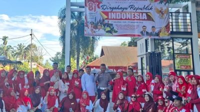 Kegiatan peringatan HUT ke 81 Kemerdekaan Republik Indonesia di SMAN 1 Pasaman dengan melibatkan guru dan siswa, Sabtu (15/08/2026).