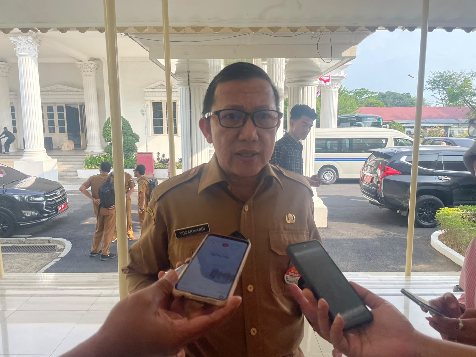 Kepala Dinas PMD Sumbar, Ir. Yozarwardi Usama Putra