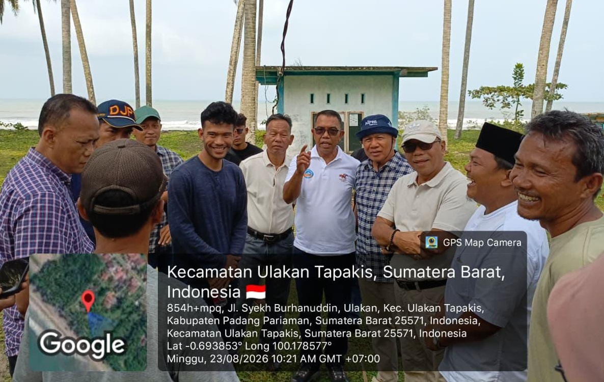 Kepala Dinas Perikanan Kabupaten Padangpariaman Alfian mendampingi Tim Kementerian Kelautan dan Perikanan bersama PPK dan kontraktor pelaksana dalam rangka persiapan lanjutan pembangunan KNMP di lima lokasi, Minggu (23/08/2026).