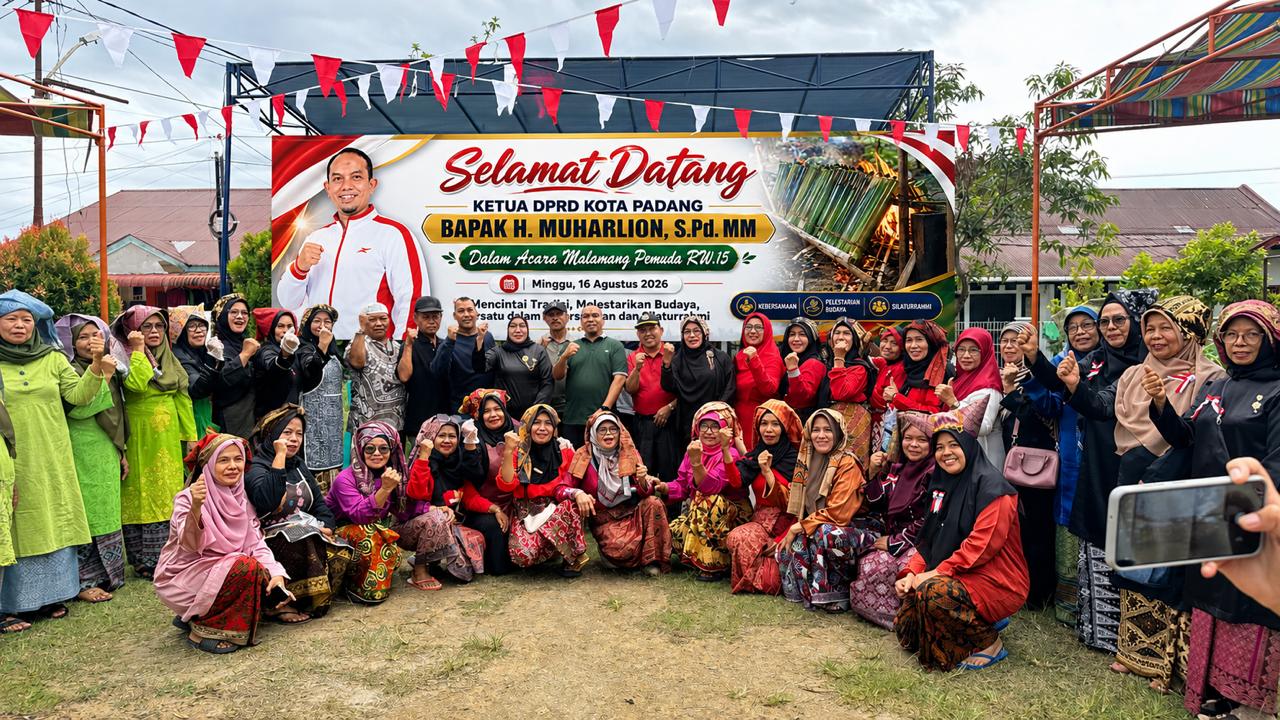 Ketua DPRD Kota Padang Muharlion dalam rangkaian peringatan HUT-RI di Kota Padang, Minggu (16/08/2026)