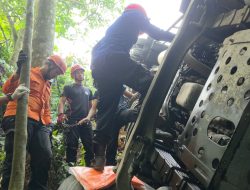 Alami Rem Blong, Sopir Truk Pengangkut Es Krim Tewas Terjepit