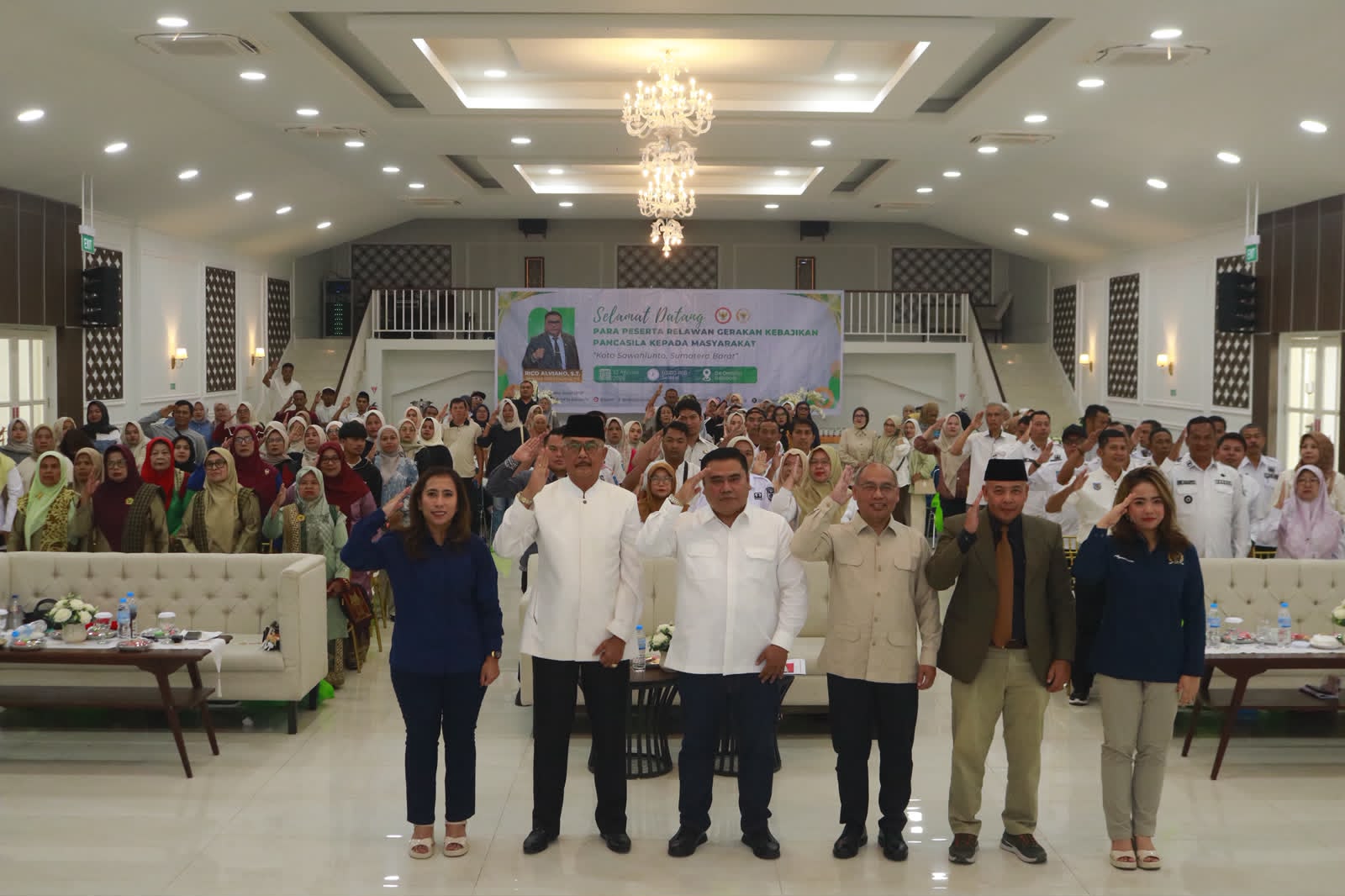 Anggota Komisi XIII DPR RI Rico Alviano dan Direktur Hubungan Antar-Lembaga dan Kerja Sama Badan Pembinaan Ideologi Pancasila (BPIP) Muhammad Fahrurozi.