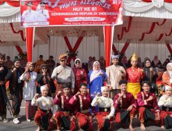 Ribuan Warga Saksikan Parade Pawai Alegoris, Perserta berasal dari Padangpanjang, Batipuh dan X Koto