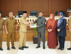 Wali Kota Serahkan Rancangan Perubahan KUA-PPAS APBD Tahun 2026