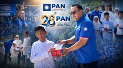 Wakil Ketua II DPW PAN Sumbar MAridansyah, S.Kom saat menyerahkan santunan peringatan HUT ke 28 PAN, Minggu (23/0/2026).