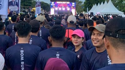 Minggu pagi, 9 Agustus 2026, Kota Padang bukan sekadar menjadi lintasan lomba lari. Kota ini berubah menjadi panggung besar olahraga, pariwisata, budaya sekaligus pergerakan ekonomi.