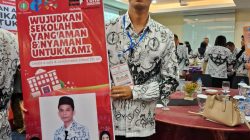 Asbandi, S.Pd, M.Pd selaku ketua KKS yang juga Pemateri dalam KKG  guru se Kecamatan Sungai Pagu.