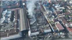 Bangunan Blok Barat Pasar Payakumbuh yang terbakar tahun lalu.