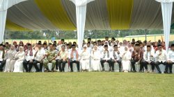 Bupati Solok Selatan bersama Wakil Bupati, Sekretaris Daerah, Ketua DPRD Bdan peserta Wisudah Tahfiz Al-Qur’an ke III Tingkat Solok Selatan, Sabtu (05/09/2026).