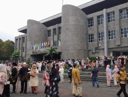 Perdana Wisuda Tiga Hari, UNAND Jaga Kesakralan Wisuda 2.498 Lulusan dan Berikan Ruang Lebih untuk Menikmati Hari Bahagia Bersama Keluarga