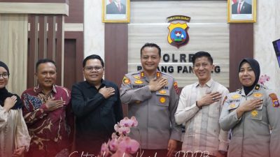 Kapolres Padangpanjang AKBP Wisnu Hadi saat menerima kunjungan Ketua KPU Kota Padangpanjang Pulindri dan jajaran, Kamis (03/09/2026).