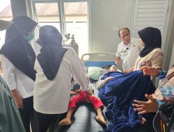 Ratusan Siswa dan Guru di Agam Keracunan Makanan