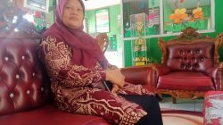 Kepala TK Negeri Pembina Enam Lingkung, Maryuliawati,S.Pd.