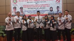 Ketua PGRI Kabupaten Solok Selatan Asbandi, S.Pd, M.Pd bersama jajaran pengurus saat kegiatan Konferensi Kerja Provinsi I, PGRI Provinsi Sumatera Barat dan Pengukuhan Ibunda Guru PGRI Provinsi Sumatera Barat di Kota Padang.
