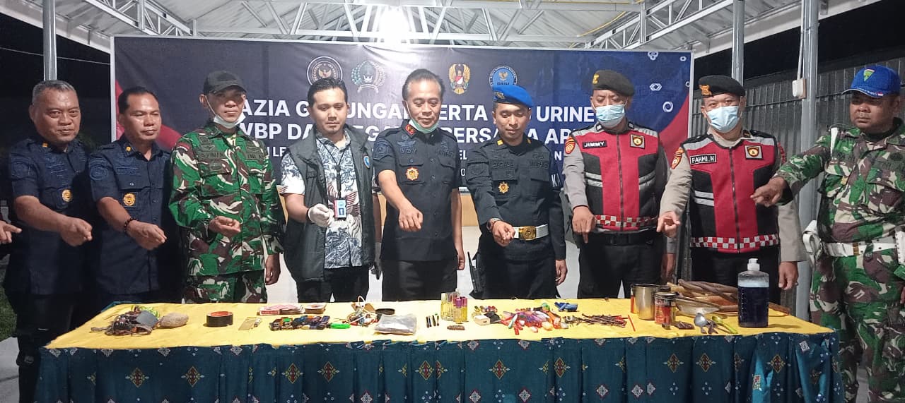 Hasil razia tim gabungan di Lapas Kelas IIB Pariaman bersama TNI, Polri dan BNN, Selasa (22/09/2026) malam.