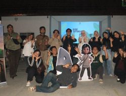 Kelompok 38 KKN Sunyai Nyalo Gelar Screening Film