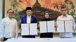 Penandatangan SKB Tiga Menteri yang ditandatangani Menteri Agama Nasaruddin Umar, Menteri Ketenagakerjaan Yassierli dan Menteri PANRB Rini Widyantini di Kantor Kemenko PMK, Jakarta, Selasa (15/09/2026).