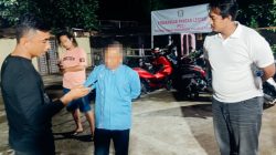 Tersangka pencabulan terhadap anak di bawah umur saat diamankan Unit PPA Satreskrim Polres Pasaman Barat.