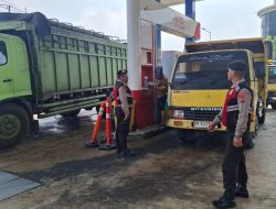 Personel Polres Stanby di SPBU, Antisipasi Kemacetan dan Gangguan Kamseltibcarlantas